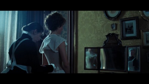 Korsaj.Corsage.2022.WEBRip.1080p.x264.AAC.DUAL.TR-FR.TORK.mkv_snapshot_00.02.02.817.jpg