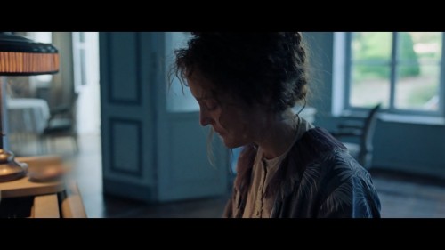Korsaj.Corsage.2022.WEBRip.1080p.x264.AAC.DUAL.TR-FR.TORK.mkv_snapshot_01.22.54.419.jpg
