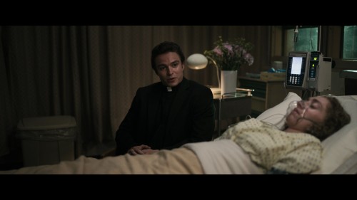 Grotesquerie.S01E05.3.jpg