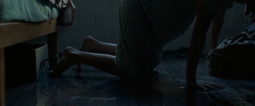 The.End.We.Start.From.2023.WEBRip.1080p.x264.AC3.DUAL.TORK.mkv_snapshot_00.06.31.453.jpg
