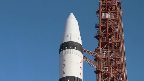 Apollo.Back.To.The.Moon.3.jpg