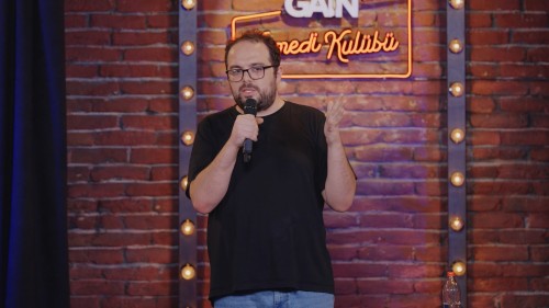 Komedi.Kulubu.S02E07.Bolum07.1080p.WEB-DL.AC3.H264-TORK.mkv_snapshot_04.50.301.jpg