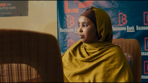 The.Village.Next.to.Paradise.2023.TVBU.WEBRip.1080p.x264.AAC.DUAL.TORK.mkv_snapshot_01.14.50.728.jpg