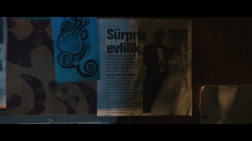 Celal.Tan.ve.Ailesinin.Asiri.Acikli.Hikayesi.2011.WEBRip.1080p.x264.AAC.TORK.mkv_snapshot_00.32.58.299.jpg