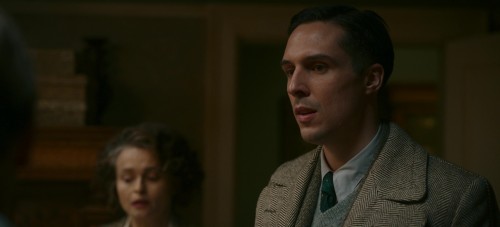 One.life.1080p.3.jpg