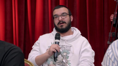 Konusanlar.S04E27.3.jpg