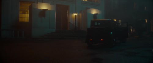 The.Critic.m1080p.2.jpg