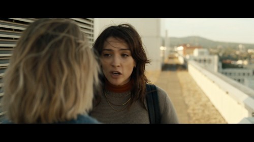 Exterritorial.2025.NF.WEB-DL.1080p.H264.DD5.1.E-AC3.TRIPLE.TORK.mkv_snapshot_01.08.17.401.jpg