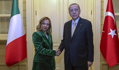 meloni-nin-erdogan-a-tesekkurune-chp-den-tepki-ulkenin-itibari-ancak-bu-kadar-ayaga-dusurulebilir-1654.jpg