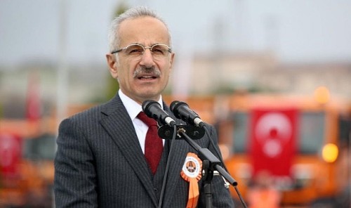 ulastirma-bakani-ndan-kanal-istanbul-aciklamasi-vazgecmedik-226.jpg