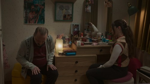 Kalender.Pide.2025.4K.2160p.WEB-DL.DDP5.1.E-AC3.x265.TORK-.mkv_snapshot_00.42.45.704.jpg