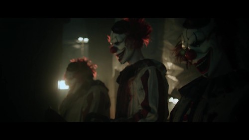 Clown.In.a.Cornfield.4.jpg