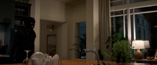 Drop.m1080p.5.jpg