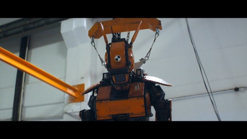 Chappie.2015.WEB-DL.1080p.H264.AAC.DUAL.TORK.mkv_snapshot_00.03.21.299.jpg